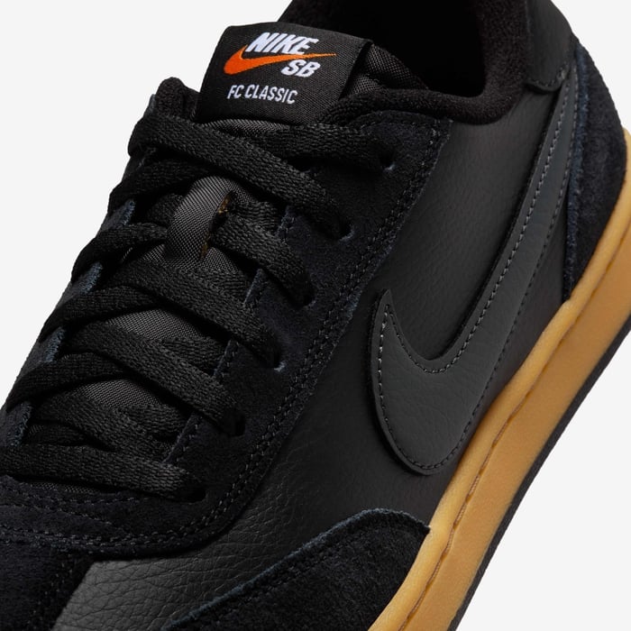 NIKE SB FC CLASSIC