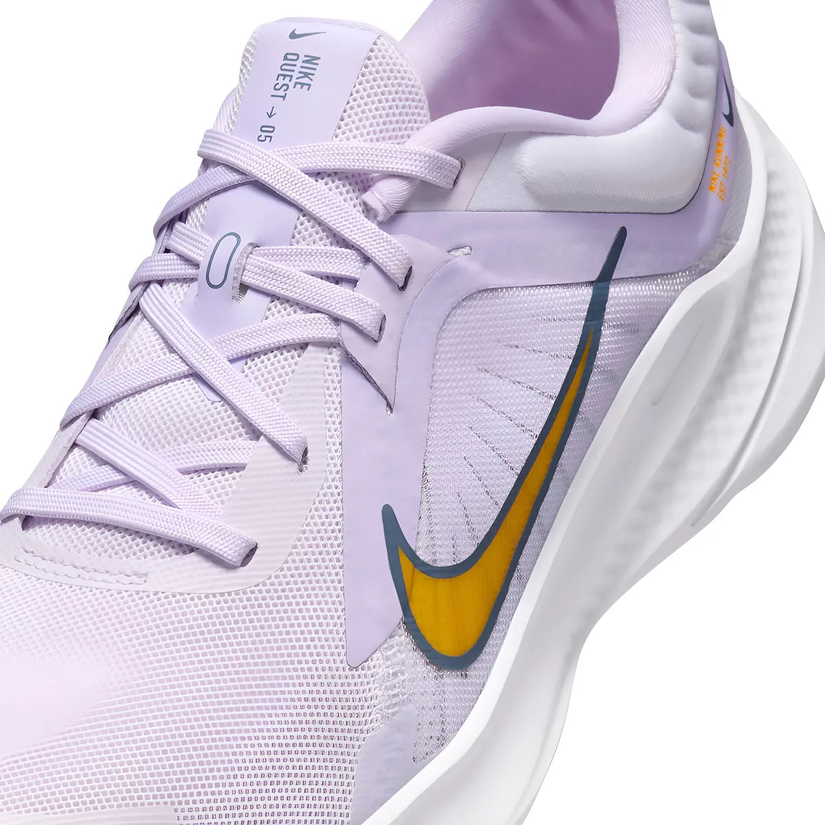 NIKE WMNS NIKE QUEST 5