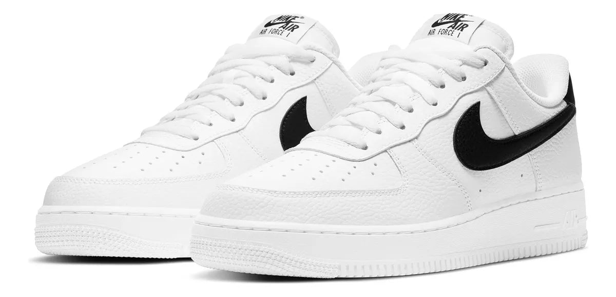 NIKE AIR FORCE 1 '07