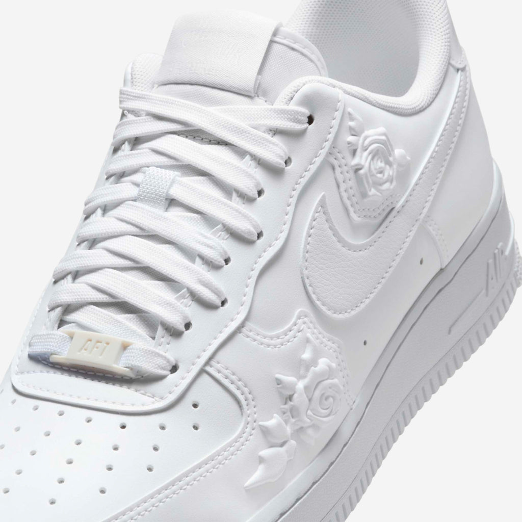 NIKE AIR FORCE 107